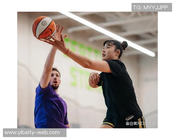 李月汝首发19分钟砍下15分10篮板助力西雅图风暴战胜对手取得胜利